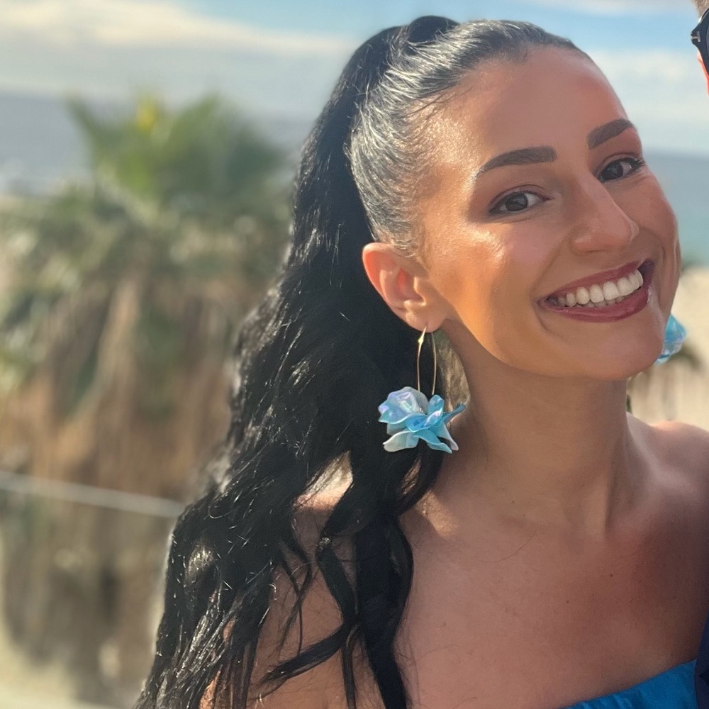 Meet your Posher, Nicole